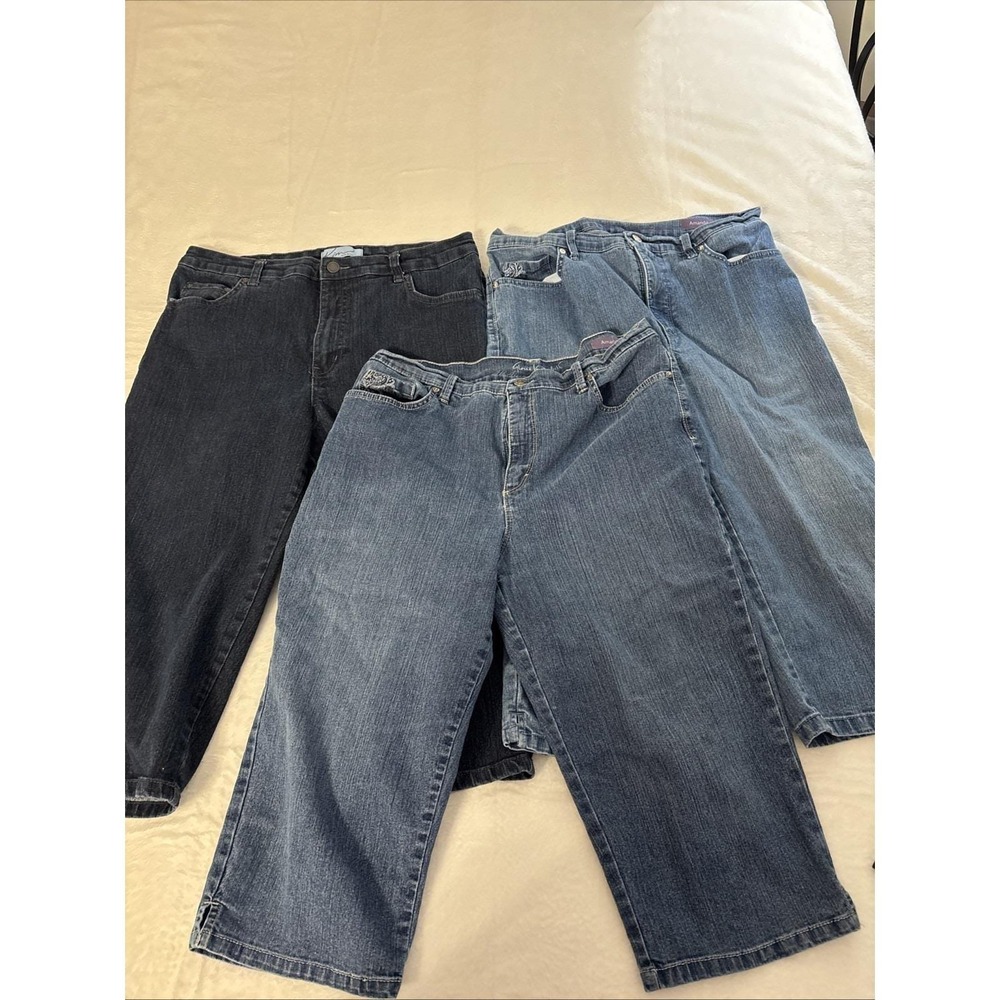 3 Pc Womens Bermuda Shorts Lot Size 12 Gloria Vanderbilt And Kim Roger's Denim